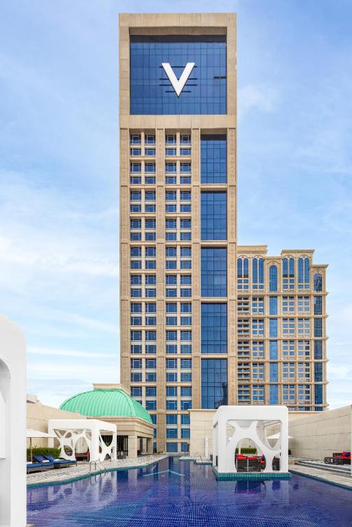 V Hotel Dubai, by Hilton - Image 2